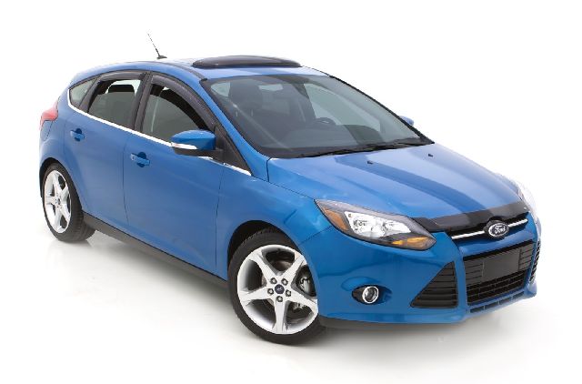 Auto Ventshade (AVS) Sunroof Deflector 