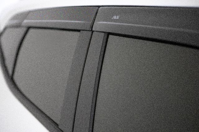 Auto Ventshade (AVS) Side Window Deflector 
