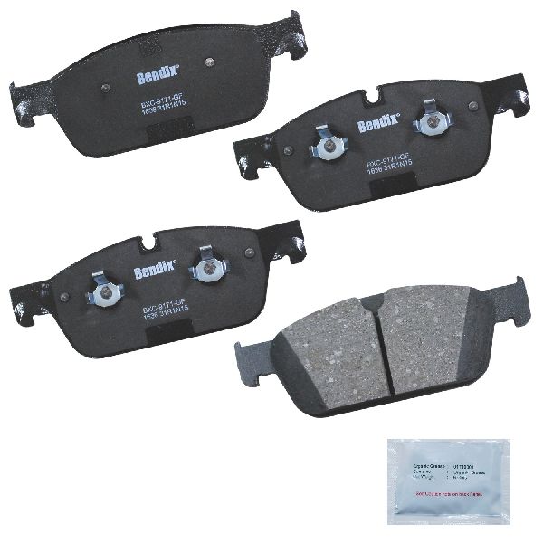 Disc Brake Pad Set - Front for 2012-2014 Mercedes-Benz ML550 (Bendix CFC1636)