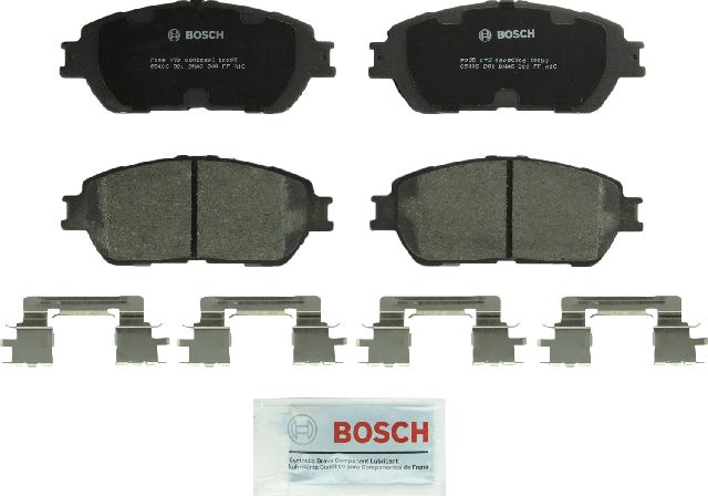 Disc Brake Pad Set - Front for 2004-2006 Lexus ES330 (Bosch BC906)