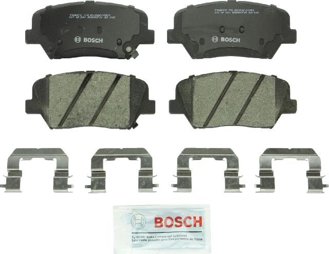 Disc Brake Pad Set - Front for 2011-2013 Kia Sorento (Bosch BC1432)
