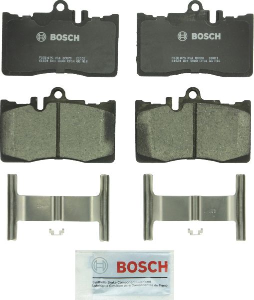 Disc Brake Pad Set - Front for 2001-2006 Lexus LS430 (Bosch BC870)