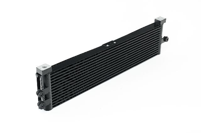 Engine Oil Cooler - Center for 2020-2024 BMW X3 (CSF 8220)