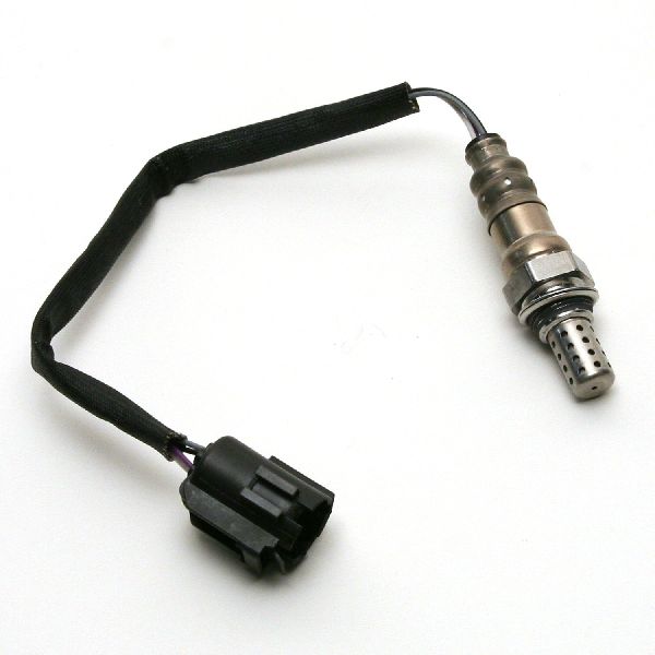 Oxygen Sensor - Front, Rear for 1998-2004 Dodge Intrepid (Delphi ES20321)