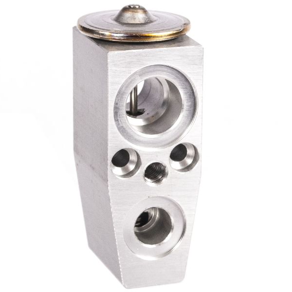 A/C Expansion Valve for 2003-2007 Saturn Ion (Denso 475-2029)