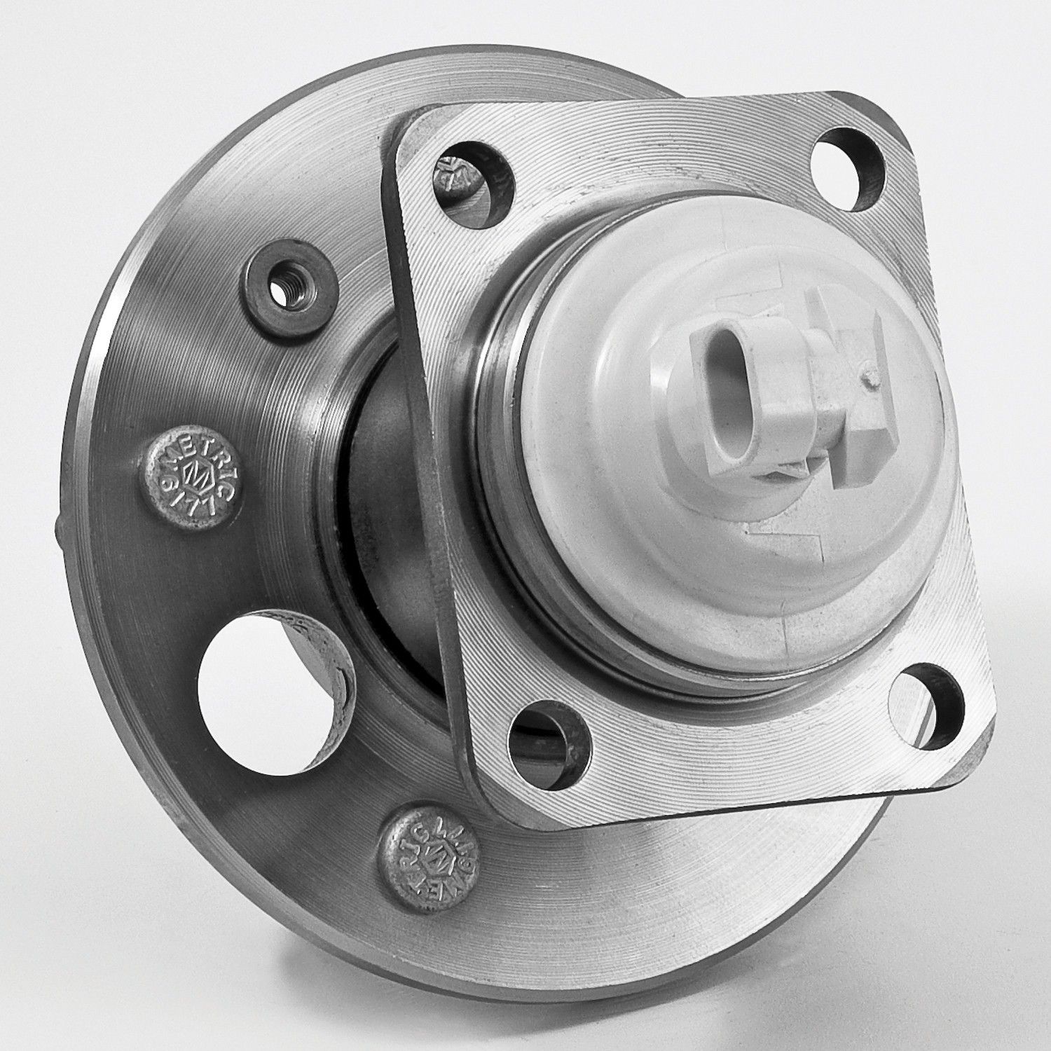 2005, 2004, 2003, 2002, 2001 Pontiac Aztek Wheel Bearing and Hub Assembly