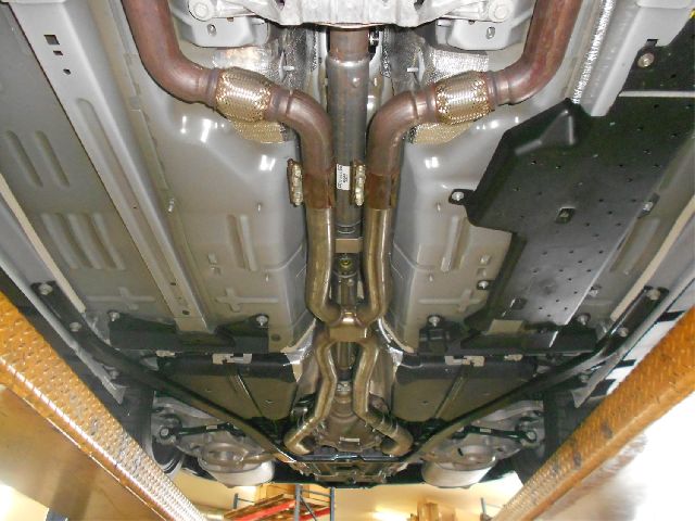 Flowmaster Exhaust Crossover Pipe 