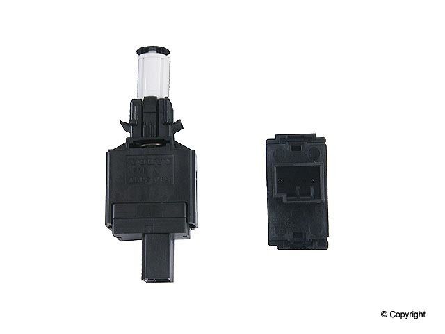 Brake Light Switch for 2000-2006 Volvo S80 (Genuine 8622064)