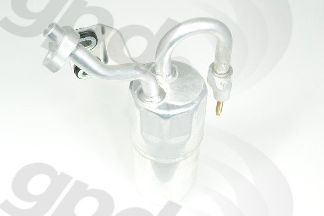 A/C Receiver Drier for 2008-2009 Jeep Compass (Global Parts 1411903)