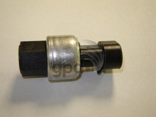 A/C Clutch Cycle Switch for 2002-2007 Cadillac Escalade EXT (Global Parts 1711456)