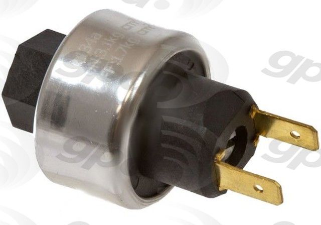 A/C Clutch Cycle Switch for 1994-1996 Buick Roadmaster (Global Parts 1711371)