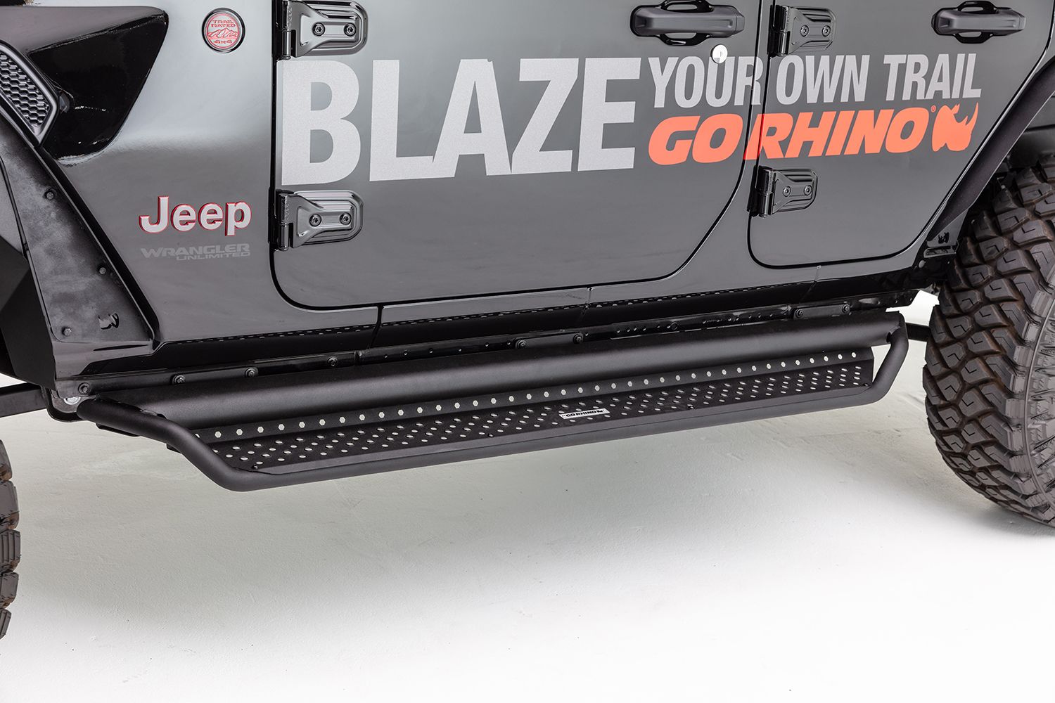 2025, 2024, 2023, 2022, 2021, 2020, 2019, 2018, 2017, 2016, 2015 Ford F-150 Step Nerf Bar Kit