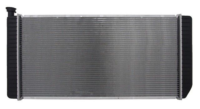 2000, 1999, 1998, 1997, 1996, 1995, 1994 GMC C2500 Radiator