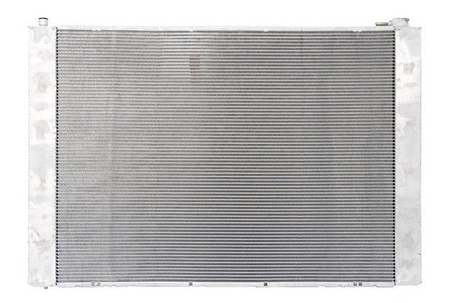 2006, 2005, 2004 Lexus RX330 Radiator