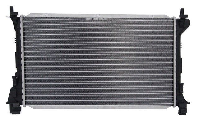 2007, 2006, 2005, 2004 Ford Focus Radiator