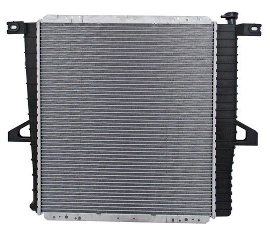 2001, 2000 Ford Explorer Radiator