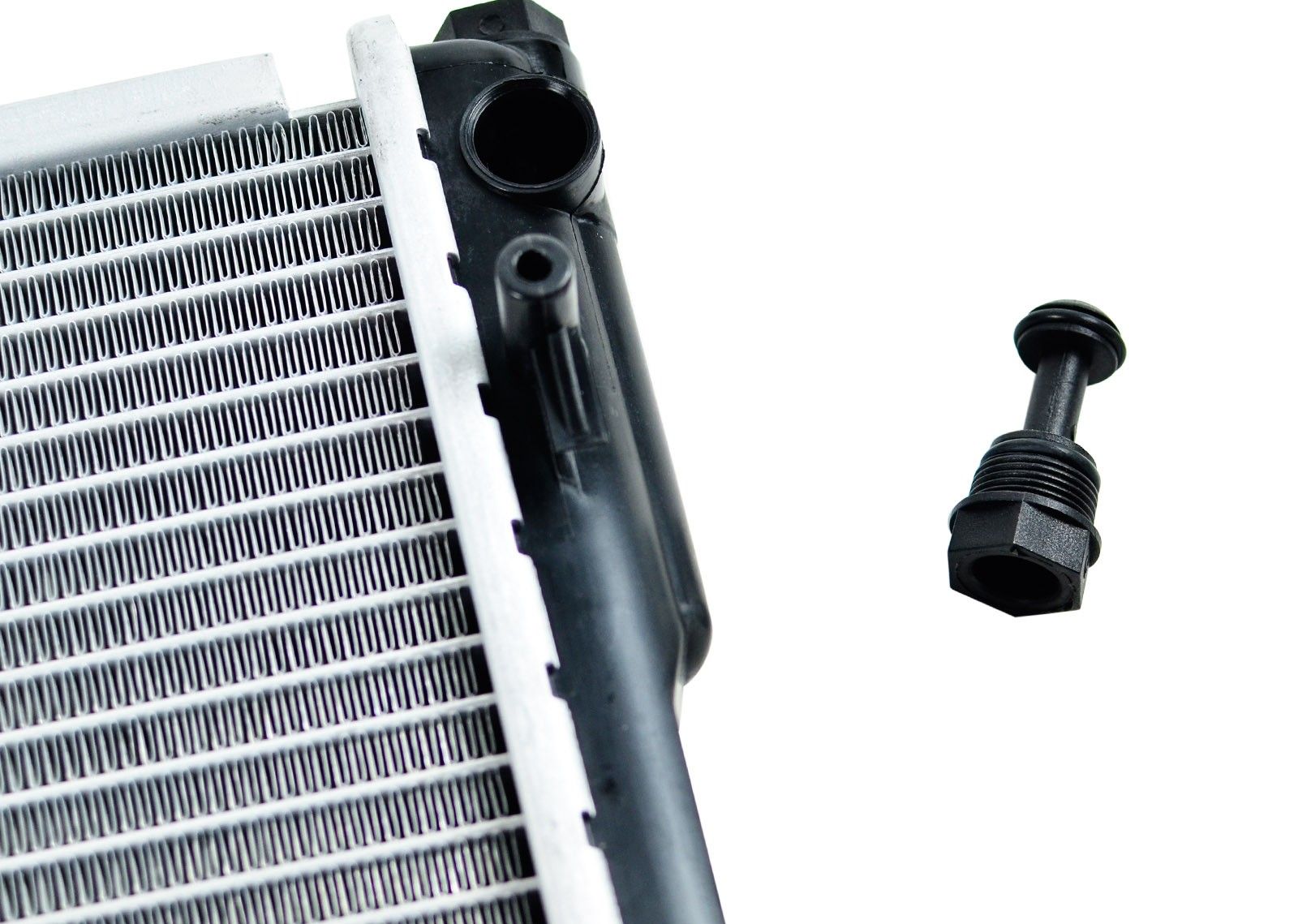 2006, 2005, 2004 BMW X3 Radiator