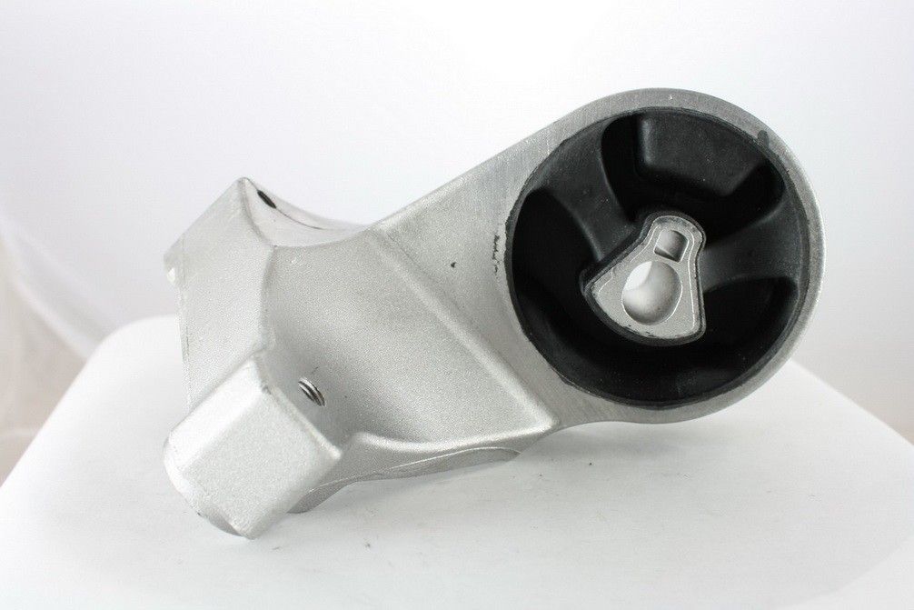 2006, 2005, 2004, 2003, 2002, 2001 Dodge Stratus Engine Mount