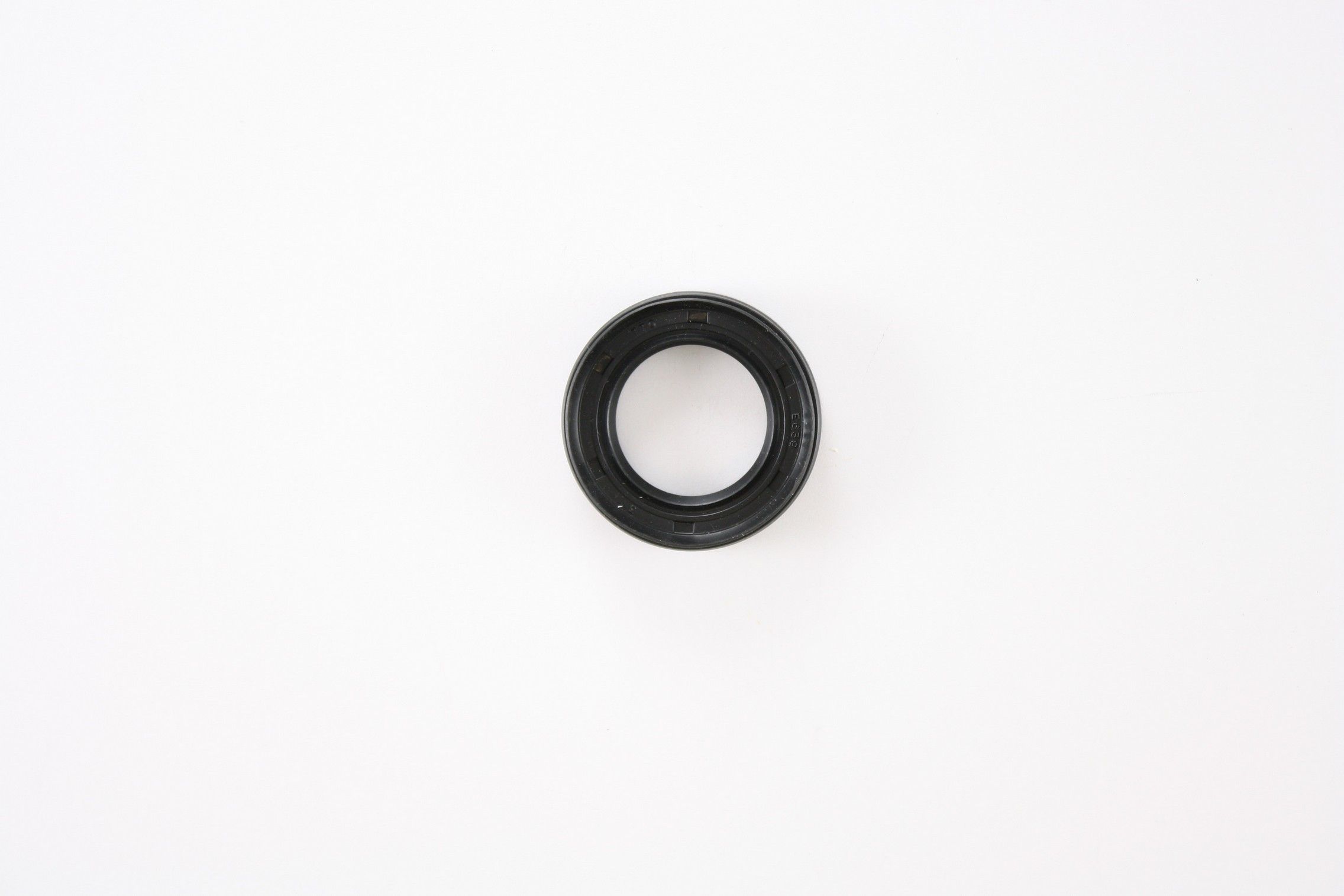 2000 Mazda MPV Automatic Transmission Drive Axle Seal