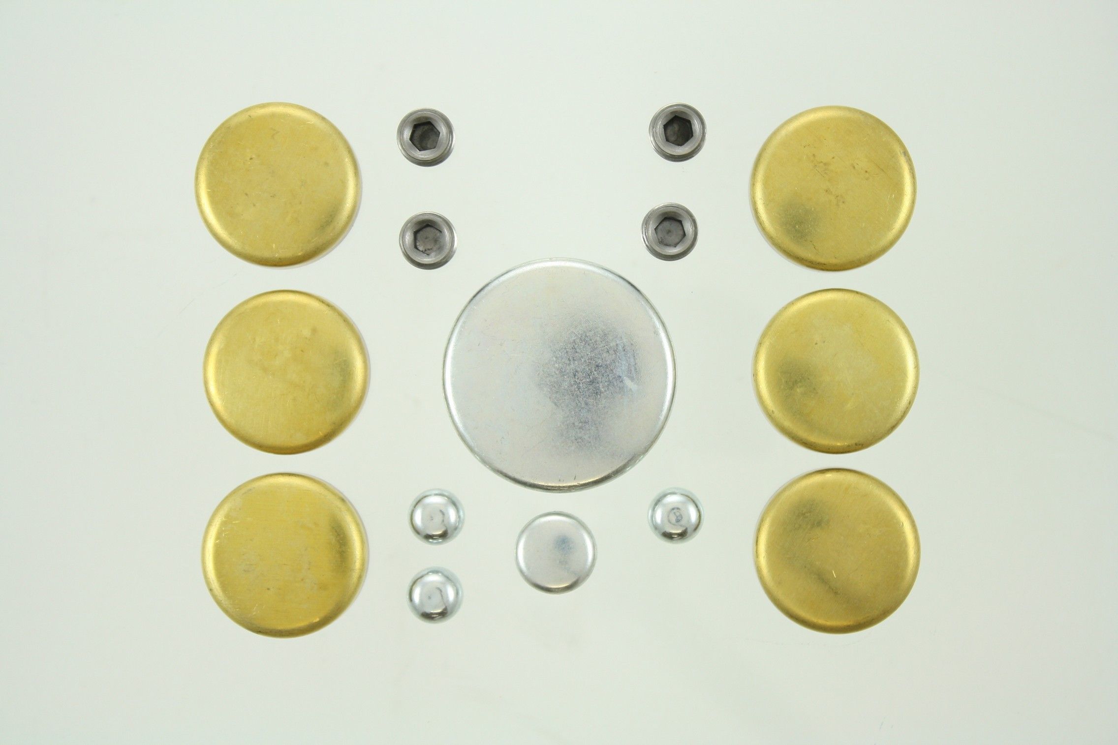 1997, 1996 Ford Explorer Engine Expansion Plug Kit
