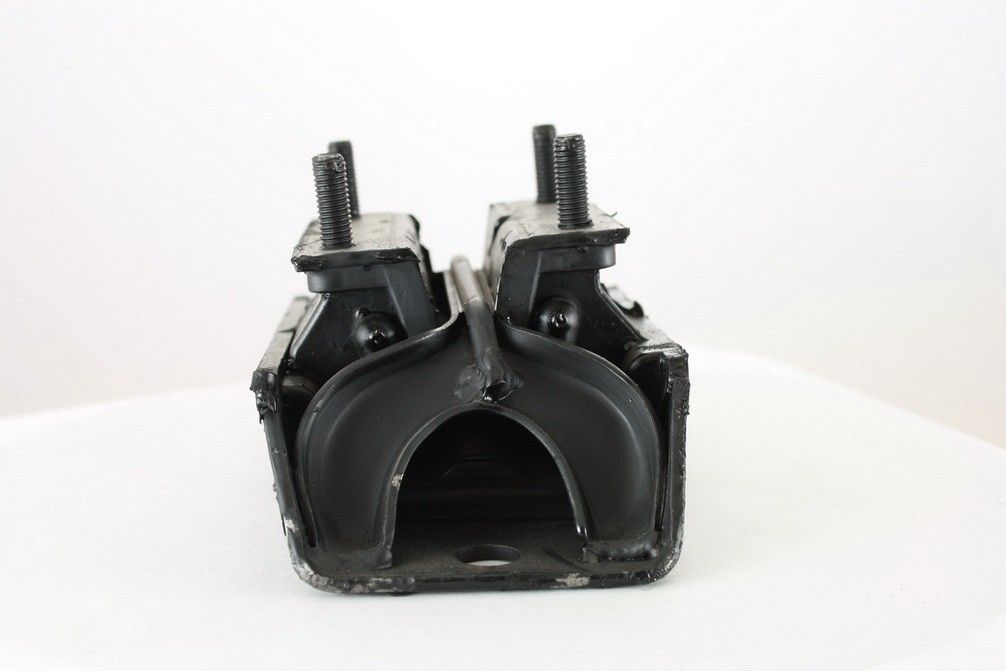 2001, 2000 Jeep Cherokee Automatic Transmission Mount
