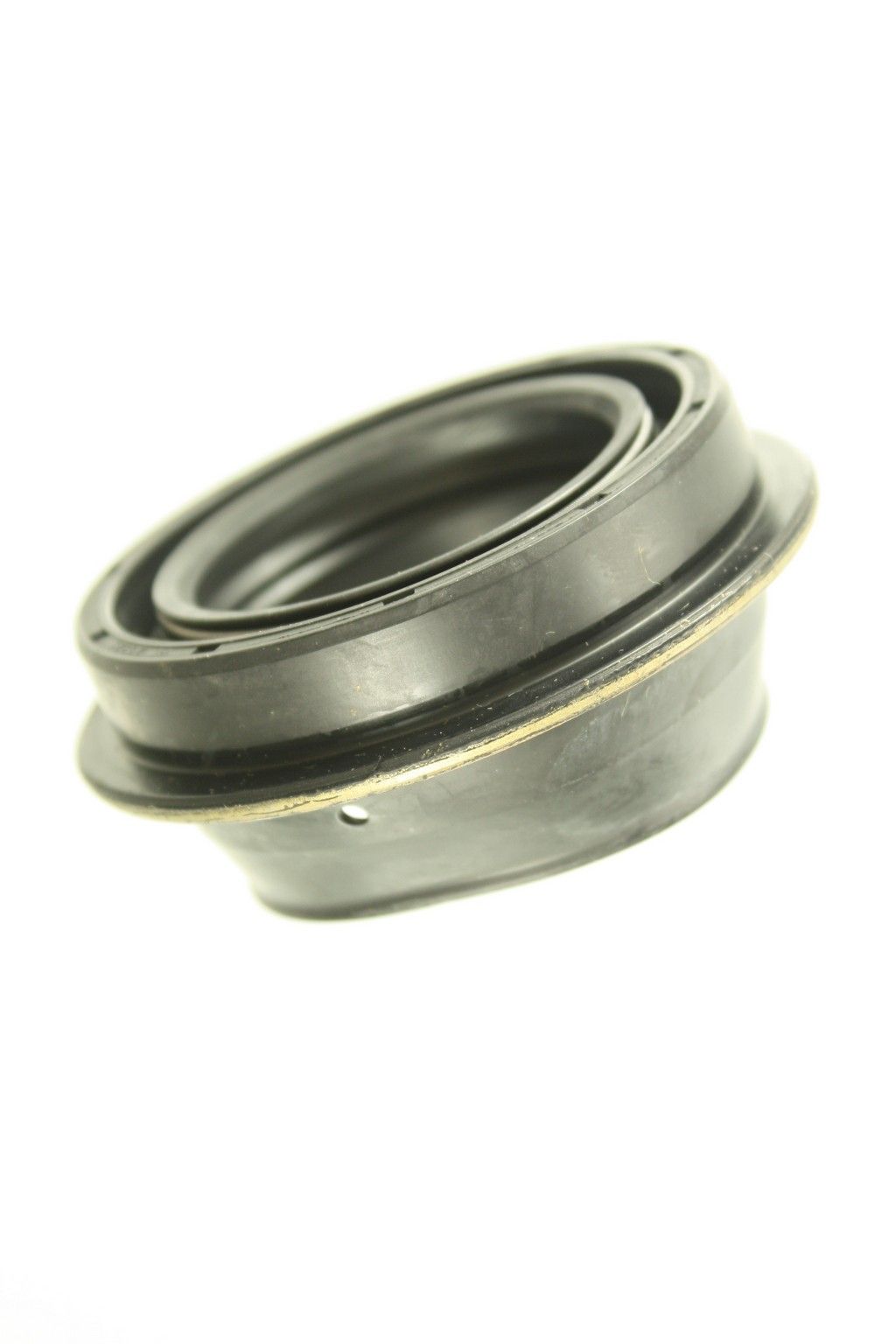 2002-2006 Cadillac Escalade Automatic Transmission Extension Housing Seal Pioneer Cable