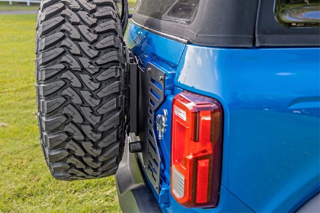 Rough Country Spare Tire Relocation Kit 