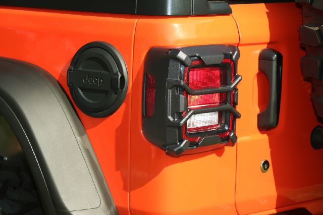 Rugged Ridge Tail Light Guard 