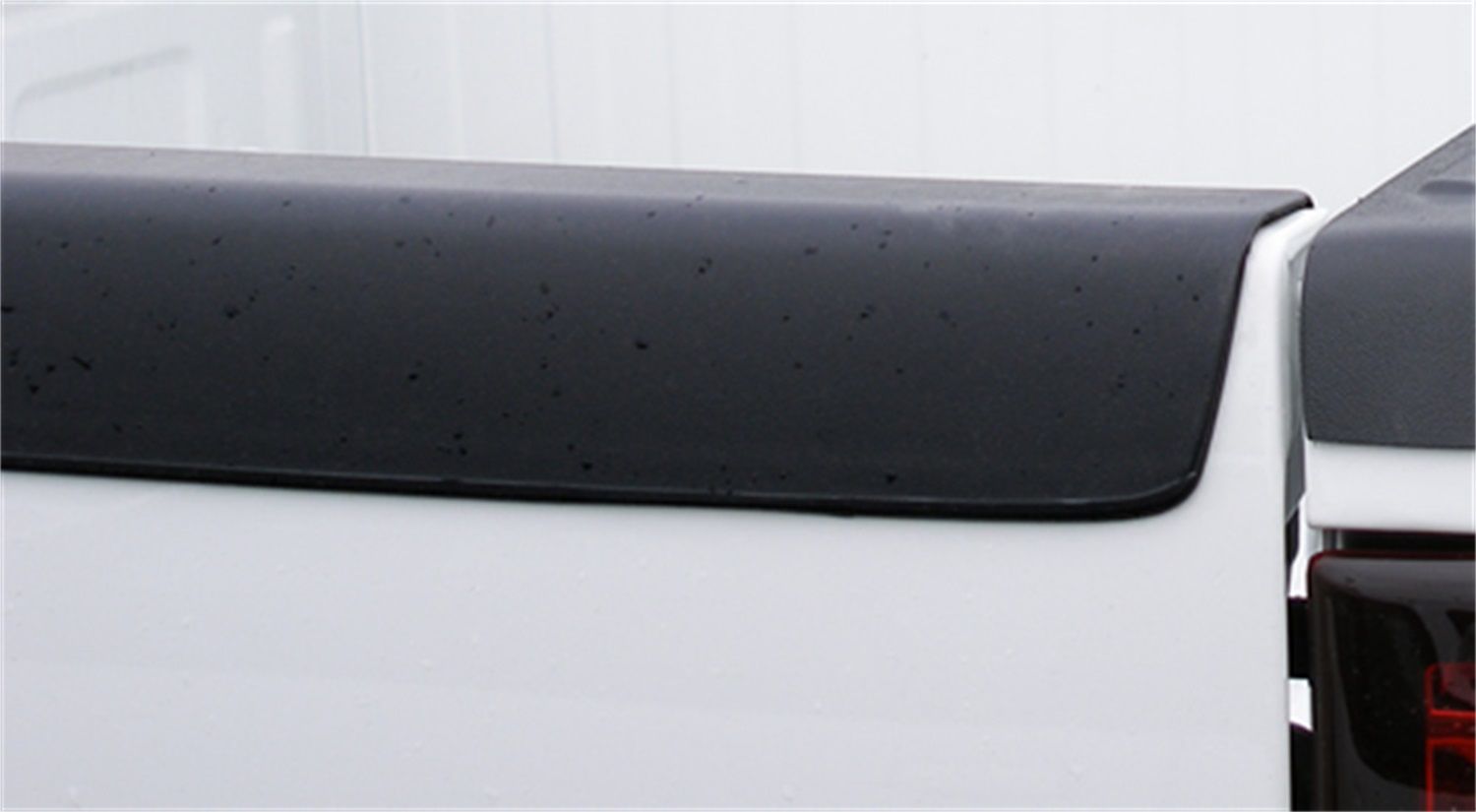 2000, 1999, 1998, 1997, 1996, 1995, 1994, 1993, 1992, 1991, 1990, 1989, 1988 GMC C3500 Tailgate Cap Protector