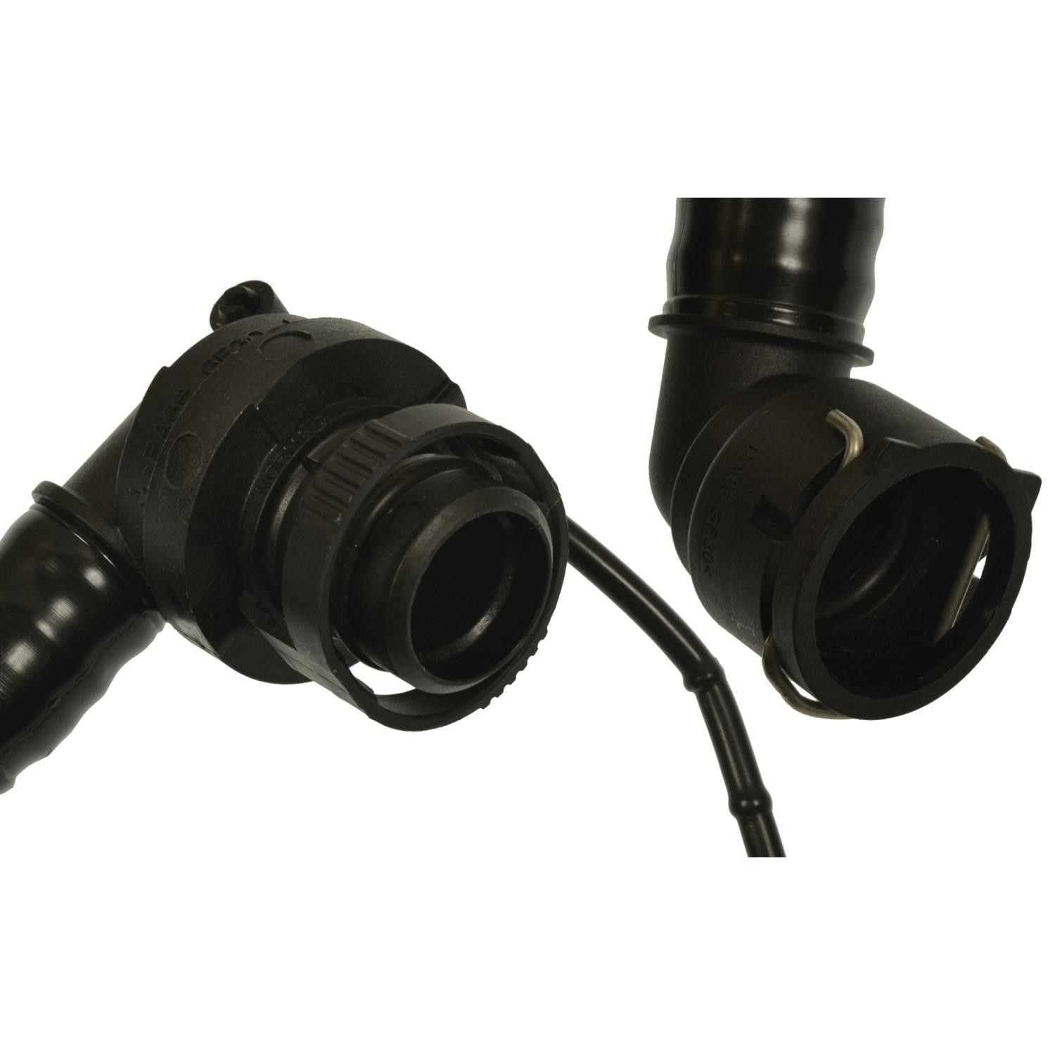 2020, 2019, 2018, 2017, 2016, 2015, 2014, 2013 Chevrolet Trax Engine Crankcase Breather Hose