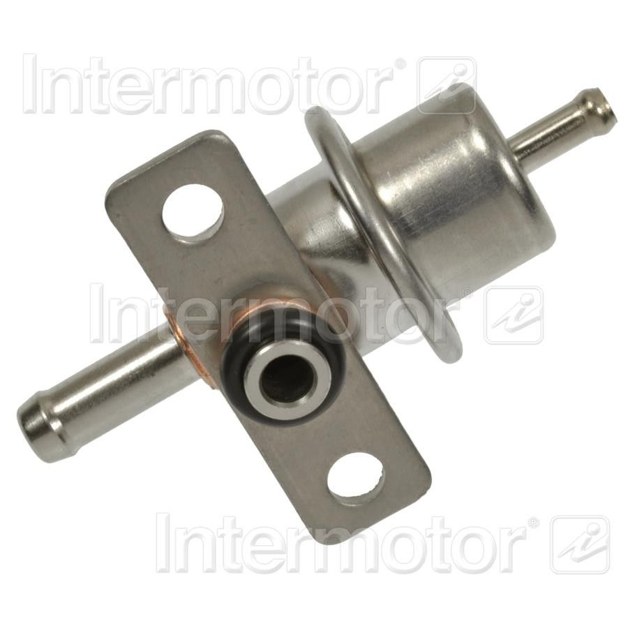 1998 Volvo C70 Fuel Injection Pressure Regulator
