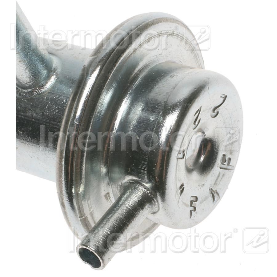 1993, 1992 Lexus ES300 Fuel Injection Pressure Regulator