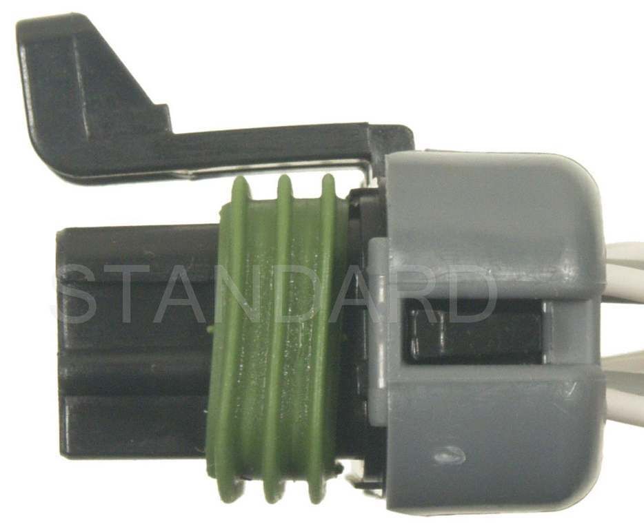2005, 2004, 2003, 2002, 2001 Pontiac Aztek Cruise Control Module Connector