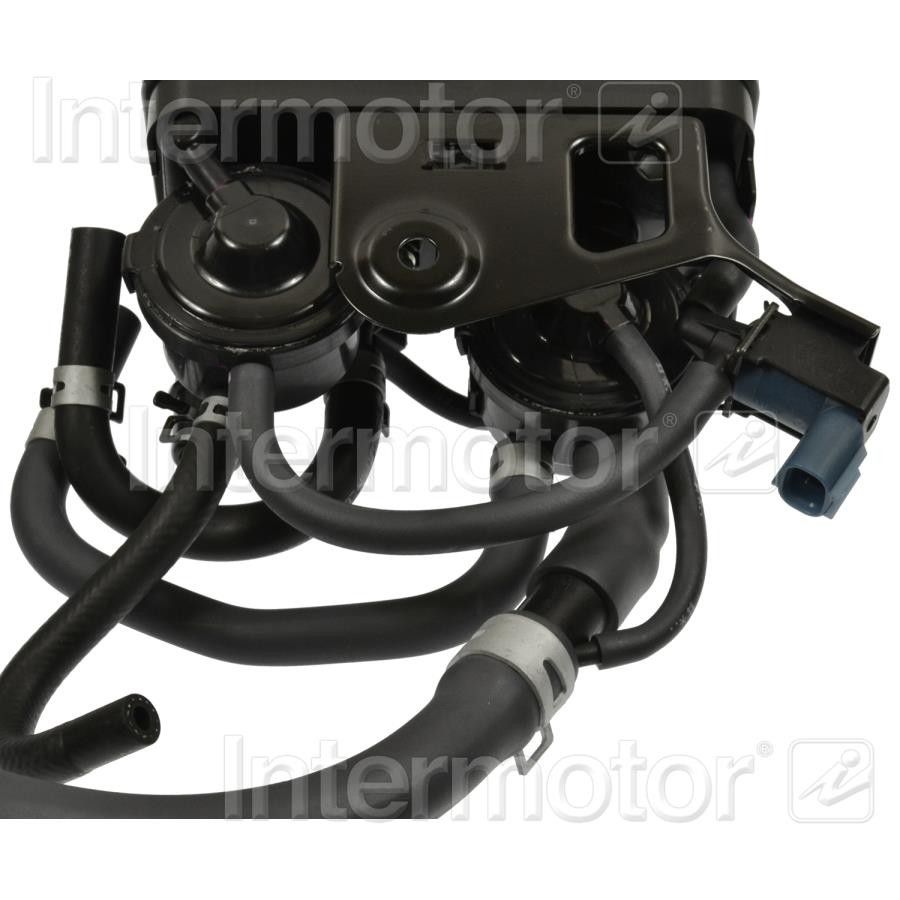 2003, 2002, 2001 Toyota RAV4 Vapor Canister