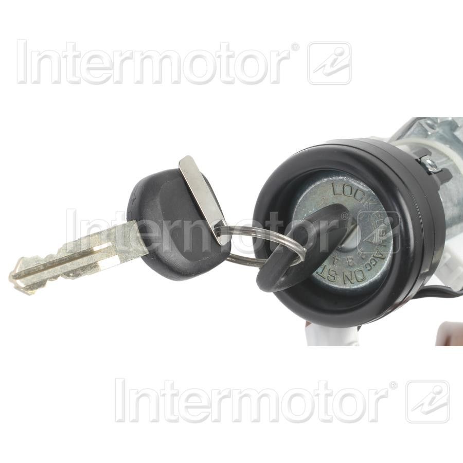 2003, 2002, 2001, 2000 Subaru Outback Ignition Lock Cylinder and Switch