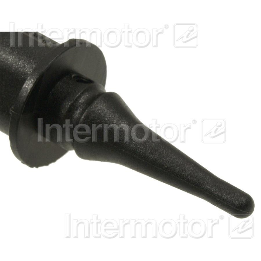 2017, 2016, 2015, 2014, 2013, 2012, 2011, 2010, 2009, 2008, 2007 Freightliner Sprinter 3500 2500 Ambient Air Temperature Sensor