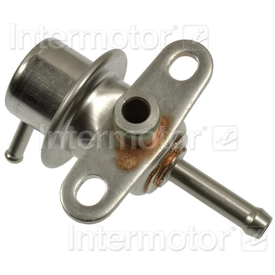 2001, 2000, 1999, 1998 Suzuki Swift Fuel Injection Pressure Regulator