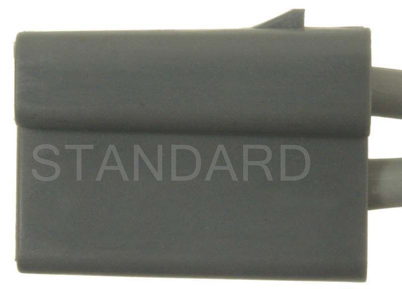 1998, 1997, 1996 Chevrolet Express 3500 Junction Block Connector