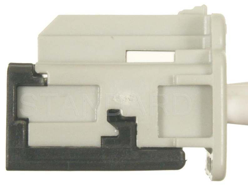 2006, 2005 Chevrolet Equinox Brake Light Switch Connector