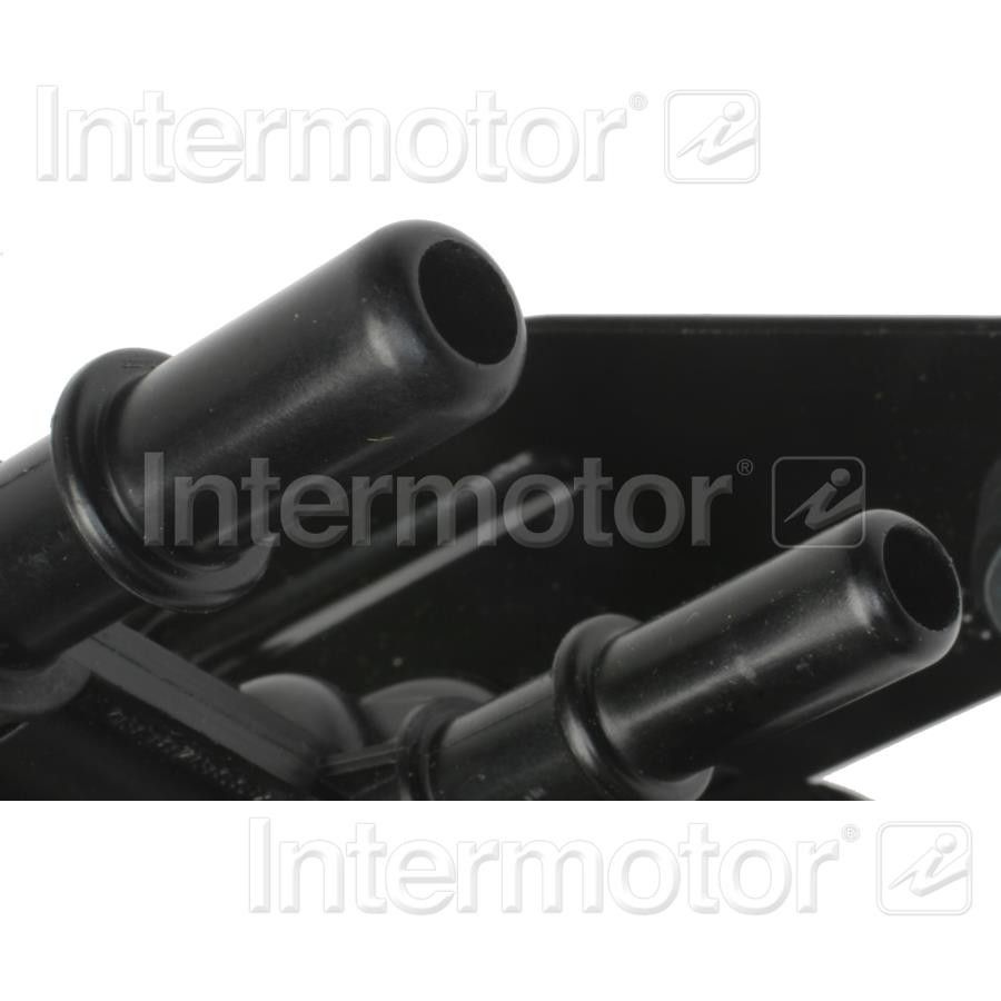2006, 2005 Lincoln Navigator Vapor Canister Purge Valve