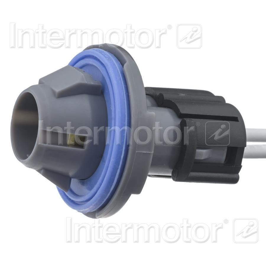 2005, 2004, 2003, 2002, 2001, 2000, 1999, 1998, 1997, 1996, 1995 Chevrolet Astro License Plate Light Socket