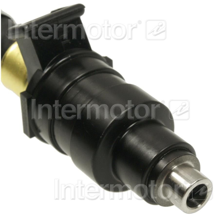 1975, 1974 Volvo 164 1974-1975 BMW 3.0CSi Fuel Injector