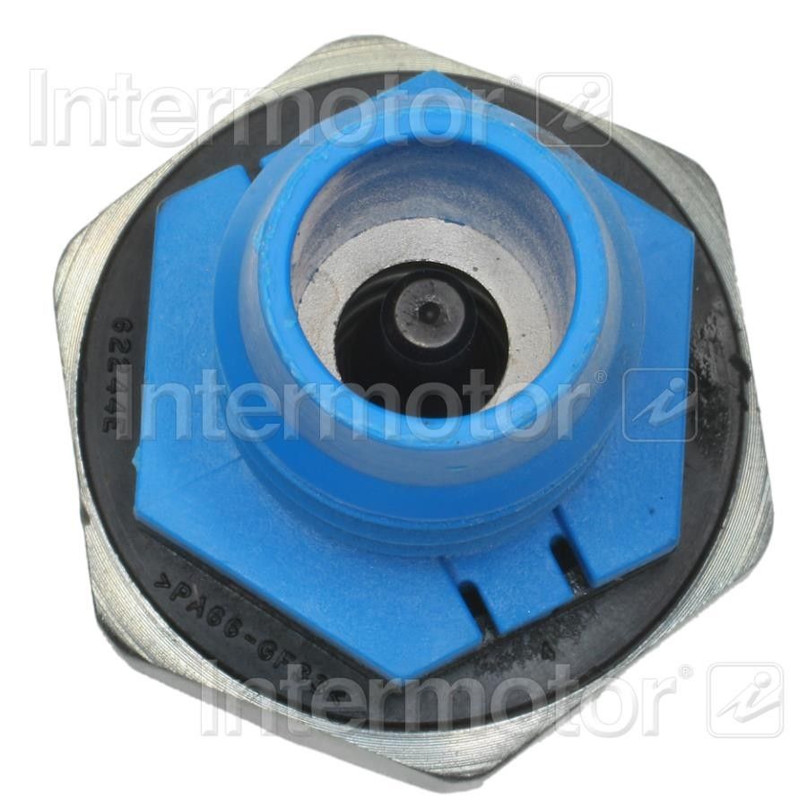 2007, 2006 Jeep Commander PCV Valve