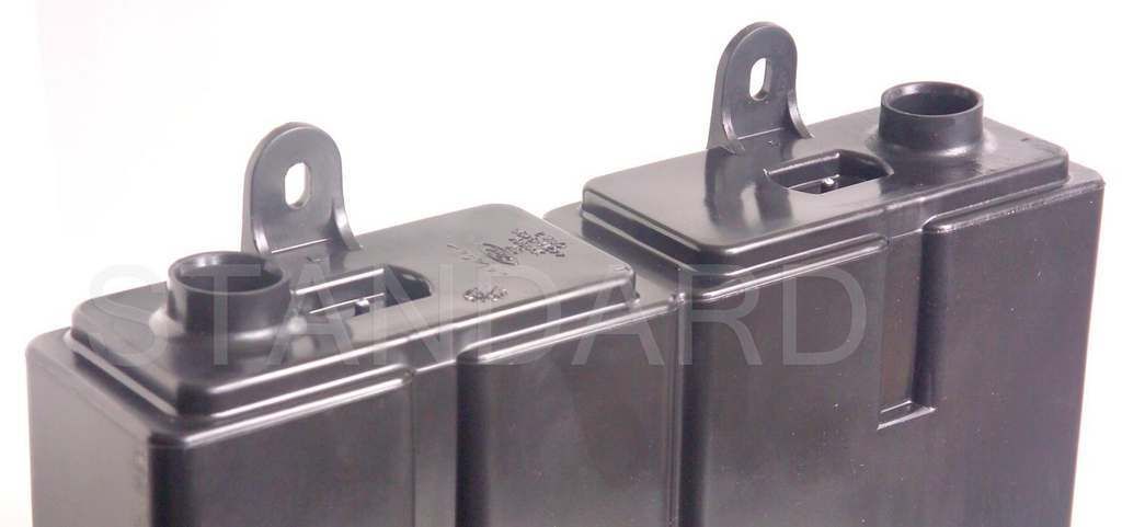 2003, 2002, 2001, 2000, 1999, 1998, 1997 Ford Taurus Vapor Canister