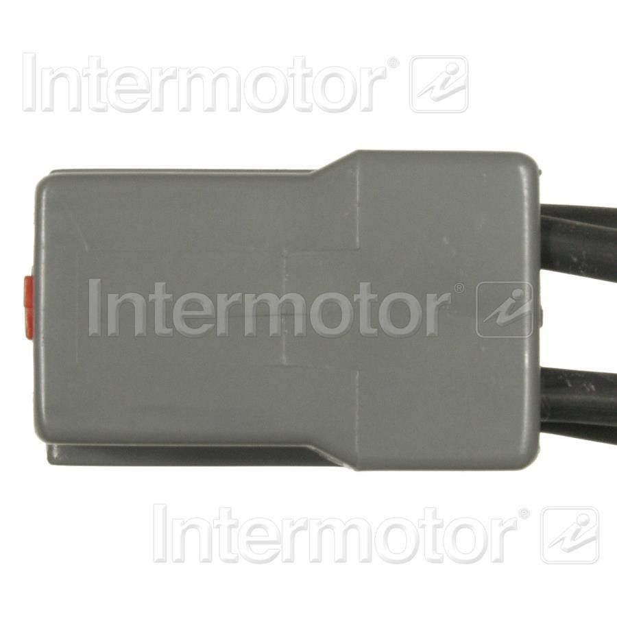 2010, 2009, 2008, 2007, 2006, 2005, 2004, 2003, 2002, 2001, 2000, 1999, 1998, 1997 Ford Expedition Cruise Control Servo Connector