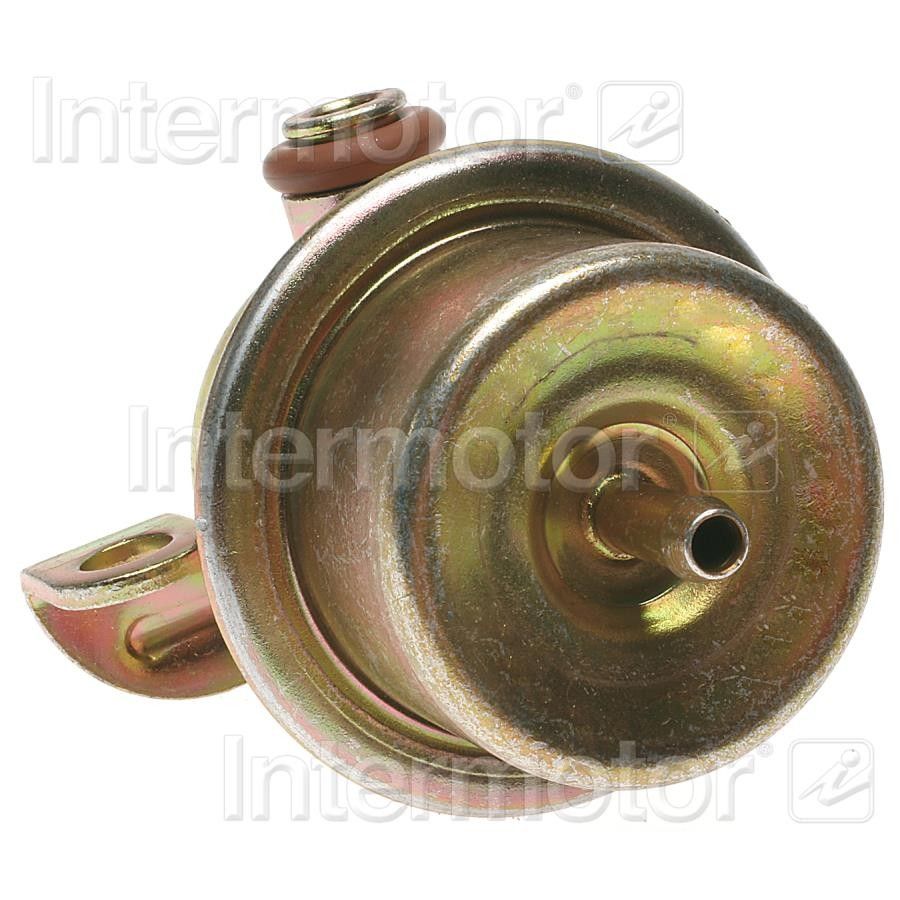 1988 Volvo 244 Fuel Injection Pressure Regulator