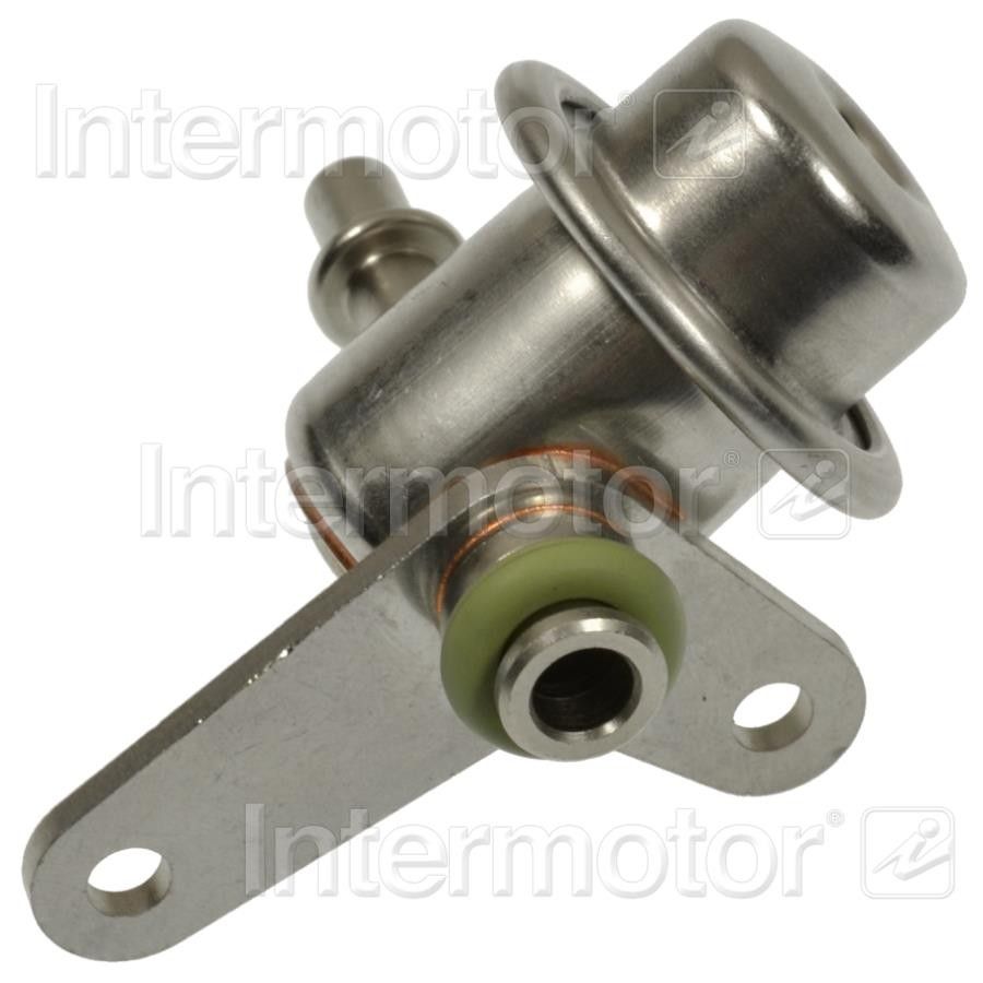 2001, 2000, 1999, 1998, 1997 Lexus ES300 Fuel Injection Pressure Regulator