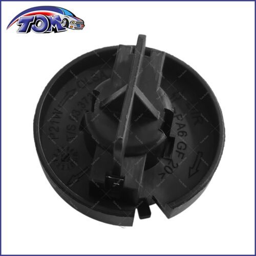 Tom Auto Parts Tail Light Socket 