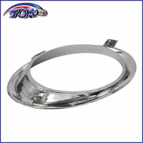 Tom Auto Parts Fog Light Trim 