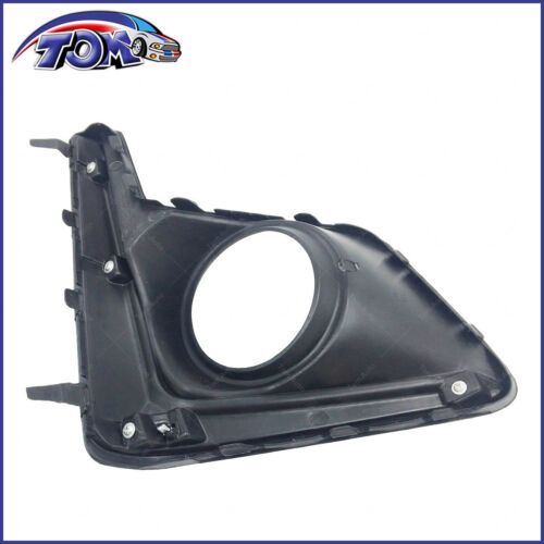 Tom Auto Parts Fog Light Trim 